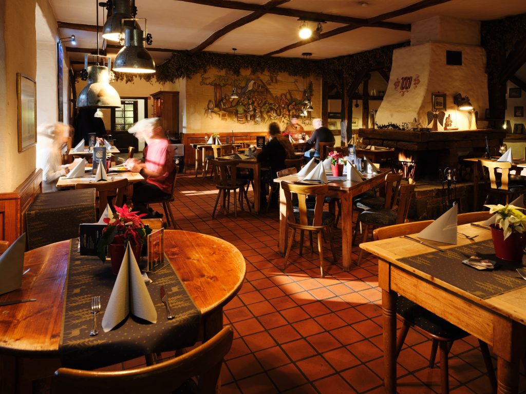 Restaurant Weinheim – Gastraum im Gasthaus Woinemer