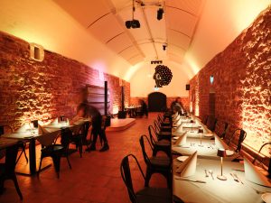 Firmenfeier Weinheim °Plato Gewölbekeller Dekoration