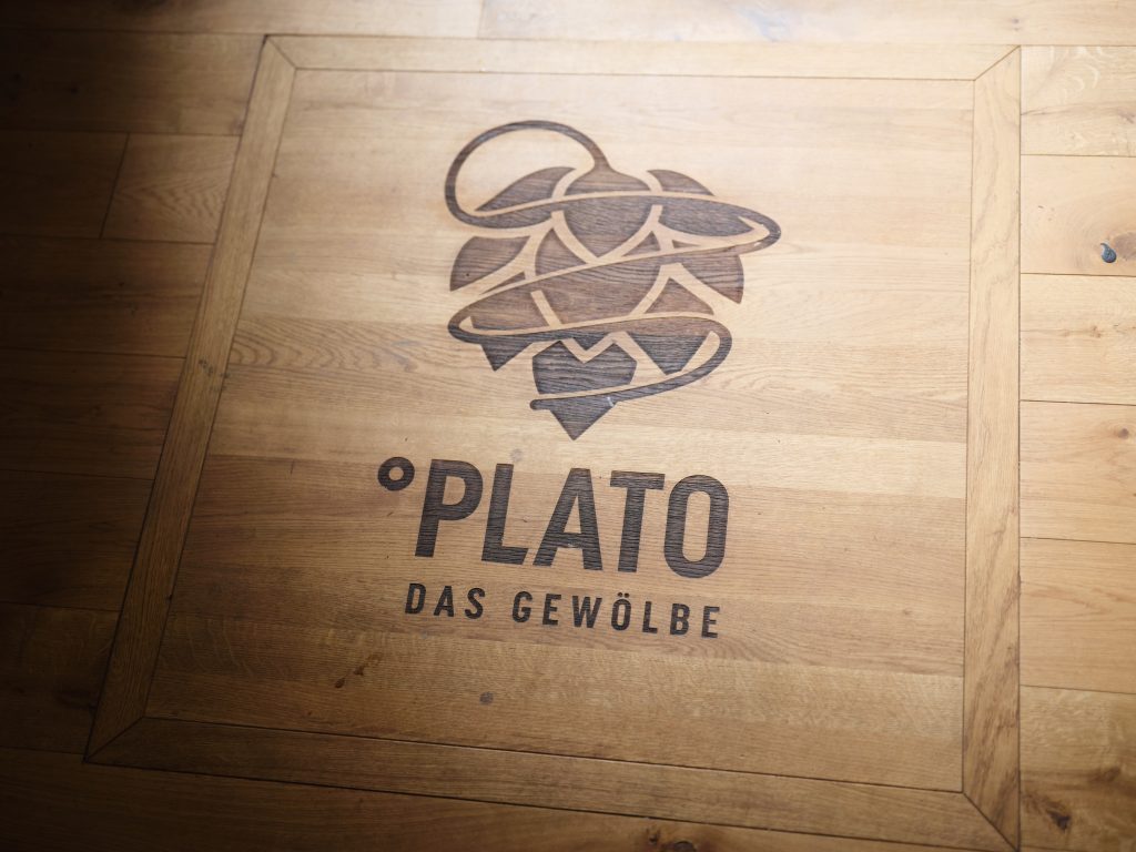 °Plato_Logo